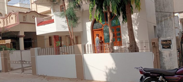 If you are looking for a spacious property/plot in a prime location of Palanpur, this is the perfect